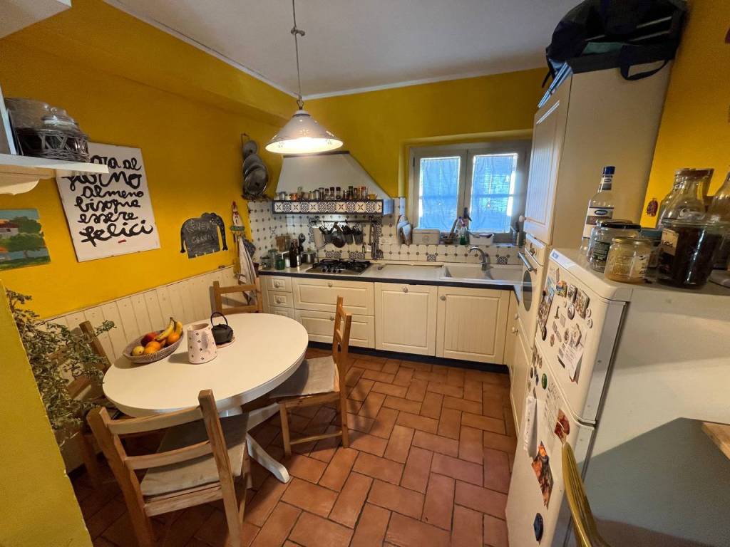 casa indipendente in vendita a Perugia in zona Cenerente