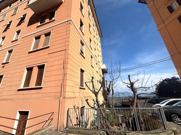 appartamento in vendita a Perugia in zona Montelaguardia