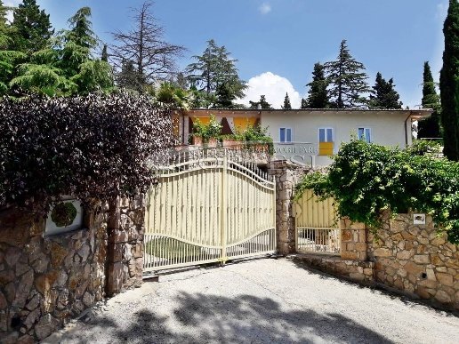 casa indipendente in vendita a Perugia in zona Ponte San Giovanni