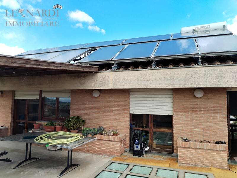 villa in vendita a Perugia in zona Santa Lucia