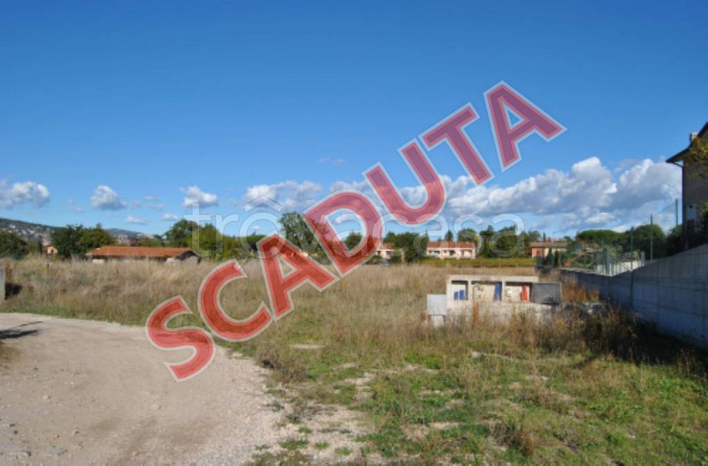 casa indipendente in vendita a Perugia in zona Pila