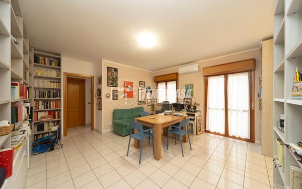 appartamento in vendita a Perugia in zona Castel del Piano