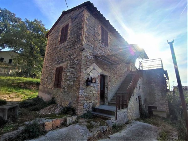 appartamento in vendita a Perugia in zona Pianello