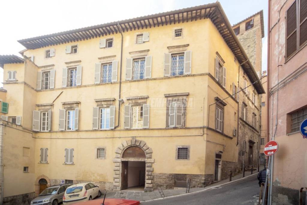 appartamento in vendita a Perugia in zona Centro Città