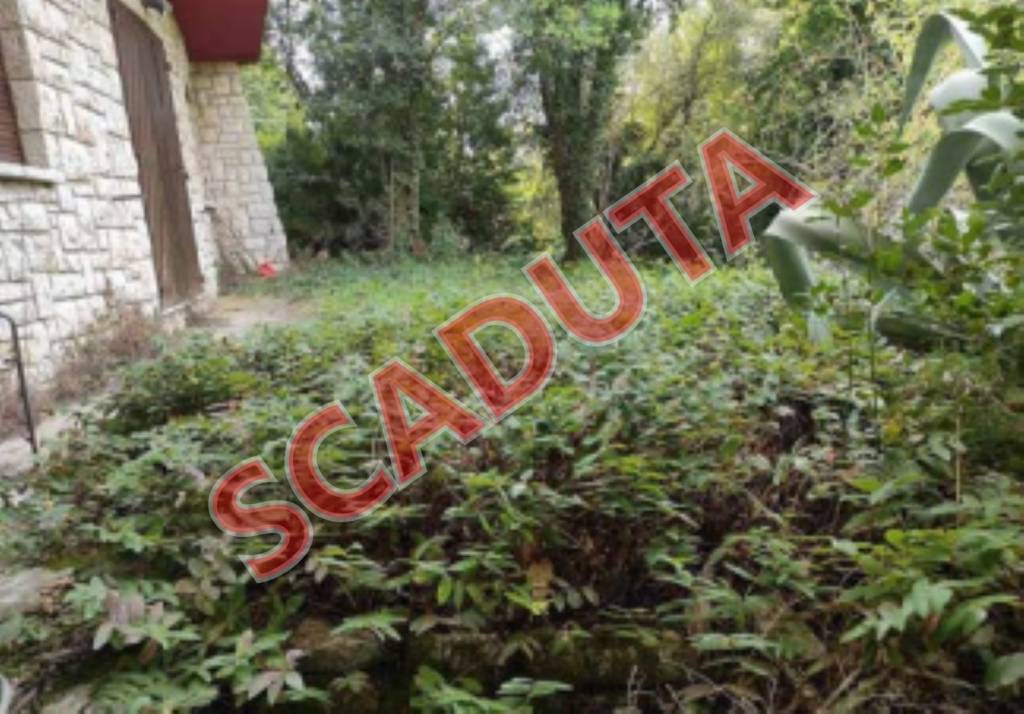 casa indipendente in vendita a Perugia in zona Ponte d'Oddi