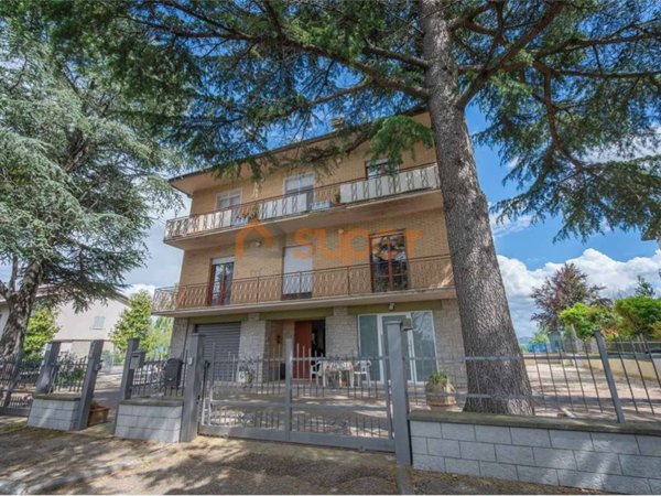 casa indipendente in vendita a Perugia in zona San Martino in Colle