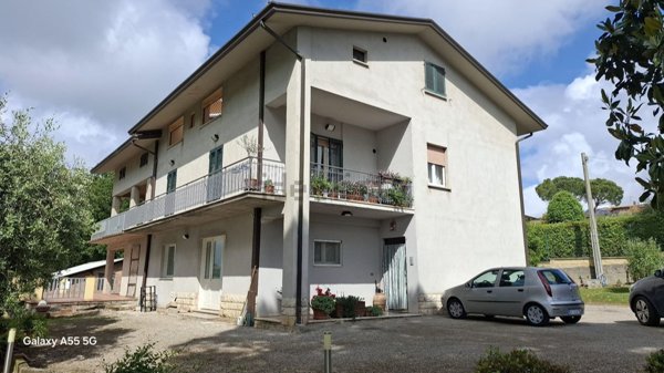 casa indipendente in vendita a Perugia
