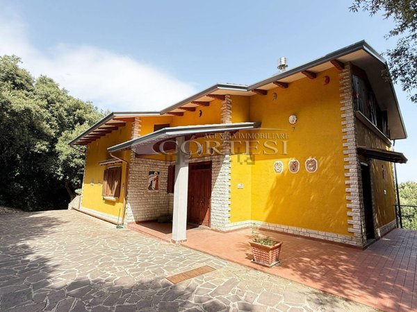 casa indipendente in vendita a Perugia in zona L'Olmo