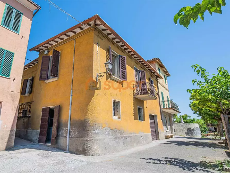 casa indipendente in vendita a Perugia in zona Castel del Piano