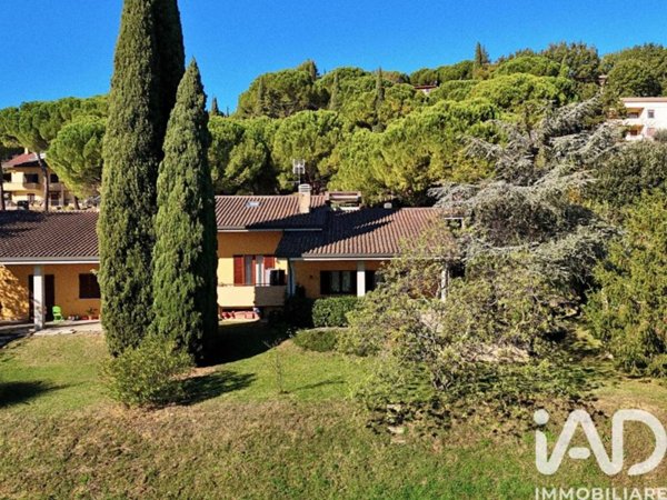 casa indipendente in vendita a Perugia in zona Montebello