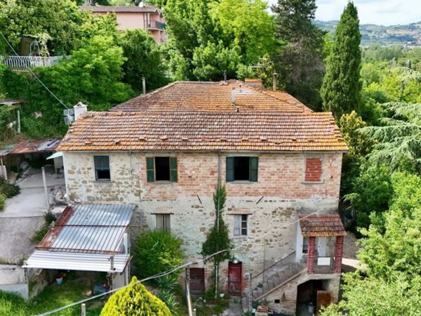 casa indipendente in vendita a Perugia in zona Ponte Valleceppi