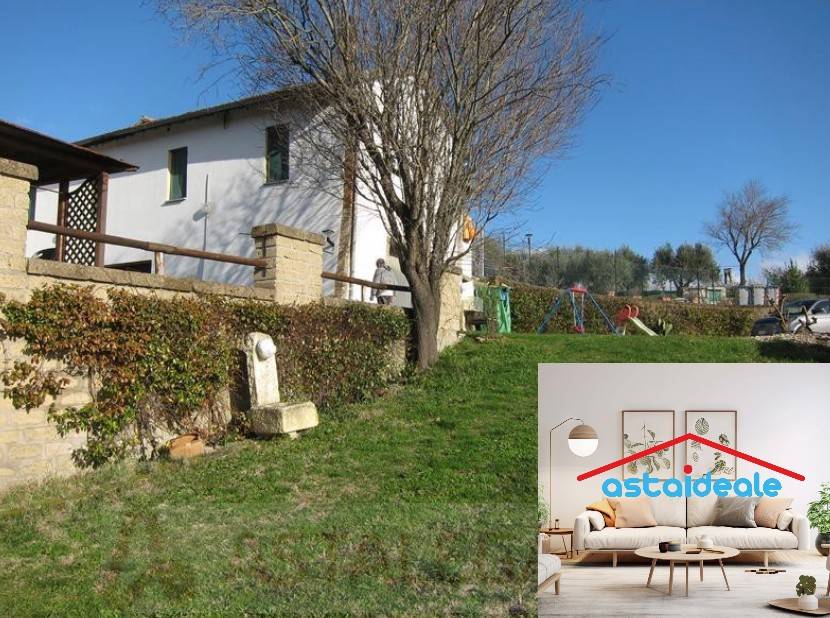 appartamento in vendita a Perugia in zona Parlesca