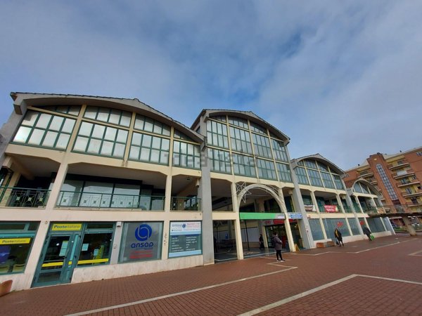 ufficio in vendita a Perugia in zona Centro Città