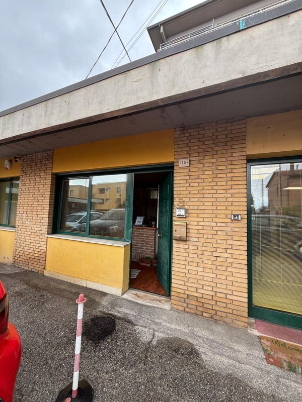 ufficio in vendita a Perugia in zona San Marco