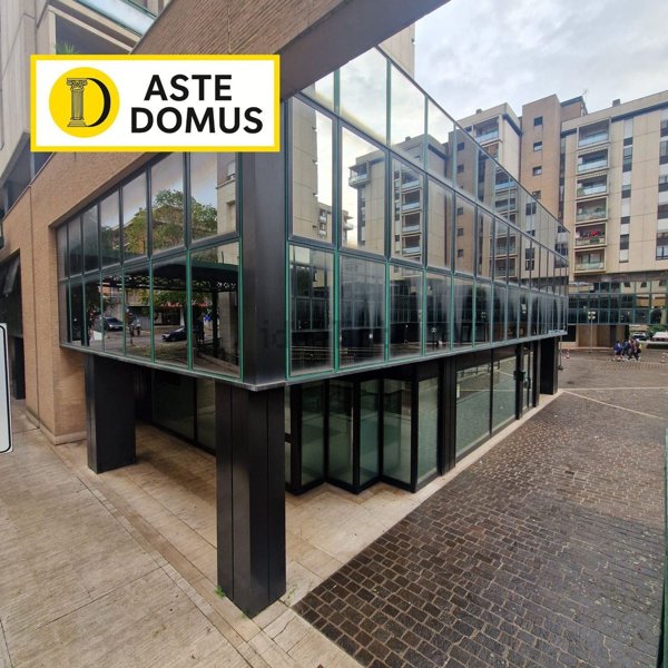 ufficio in vendita a Perugia in zona Madonna Alta