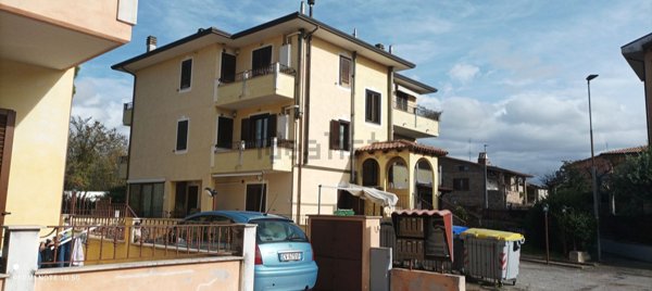 ufficio in vendita a Perugia in zona Collestrada