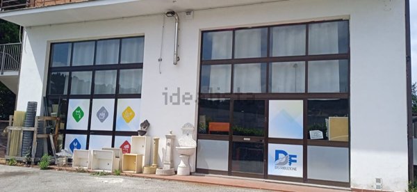 ufficio in vendita a Perugia in zona Prepo