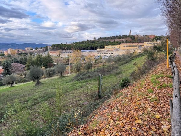 appartamento in vendita a Perugia in zona Montebello