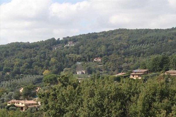 terreno edificabile in vendita a Perugia in zona Montelaguardia