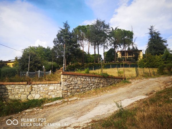 casa indipendente in vendita a Perugia