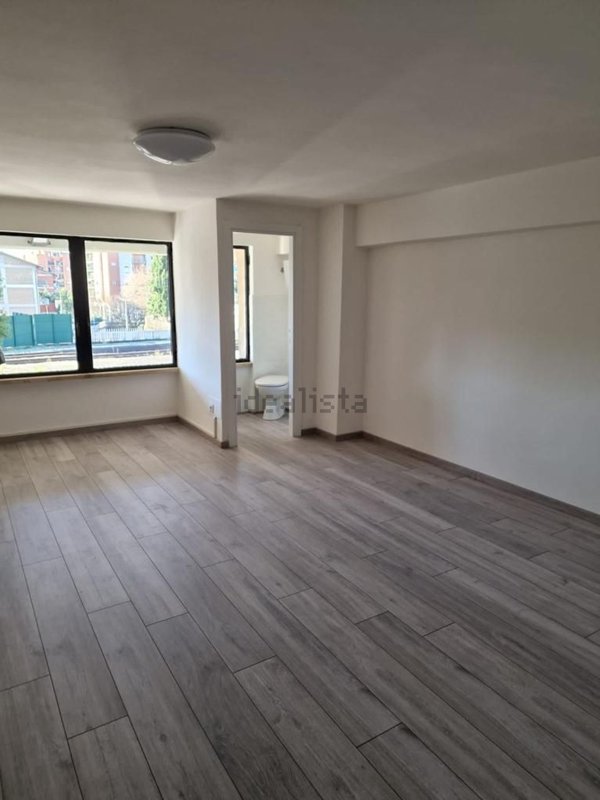 ufficio in vendita a Perugia in zona XX Settembre