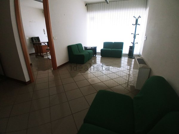 ufficio in vendita a Perugia in zona San Sisto