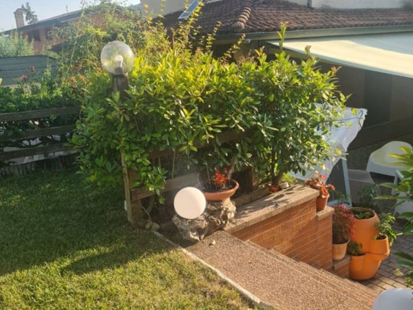 casa indipendente in vendita a Perugia in zona San Marco