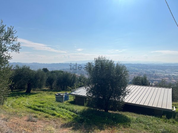 casa indipendente in vendita a Perugia in zona San Sisto