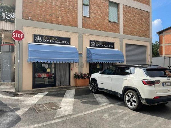 ufficio in vendita a Perugia in zona Madonna Alta