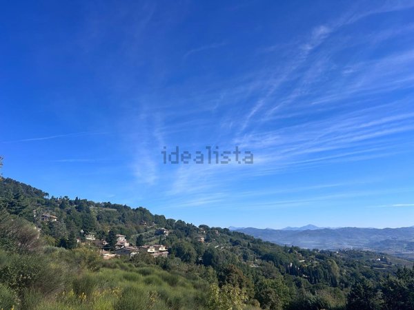 casa indipendente in vendita a Perugia in zona Montelaguardia