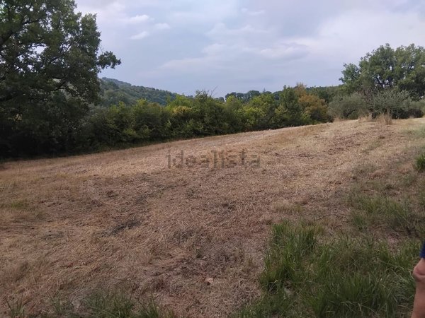 terreno edificabile in vendita a Perugia in zona Pianello