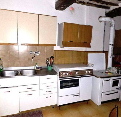 casa indipendente in vendita a Perugia in zona Pila