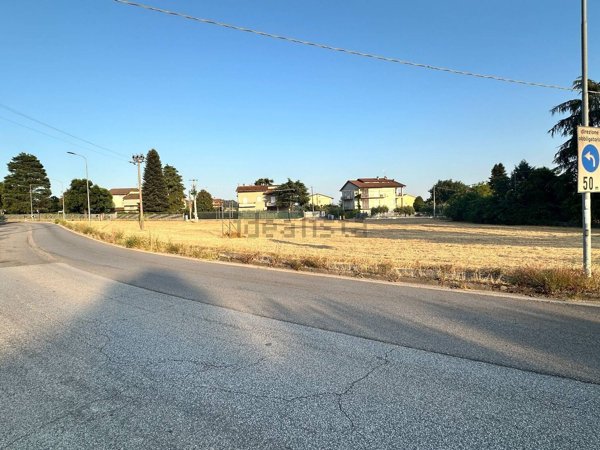 casa indipendente in vendita a Perugia in zona Casa del Diavolo