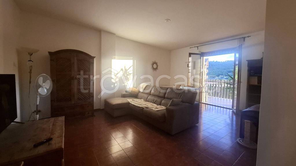 appartamento in vendita a Perugia in zona Ferro di Cavallo