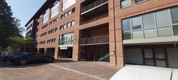 ufficio in vendita a Perugia in zona Case Bruciate