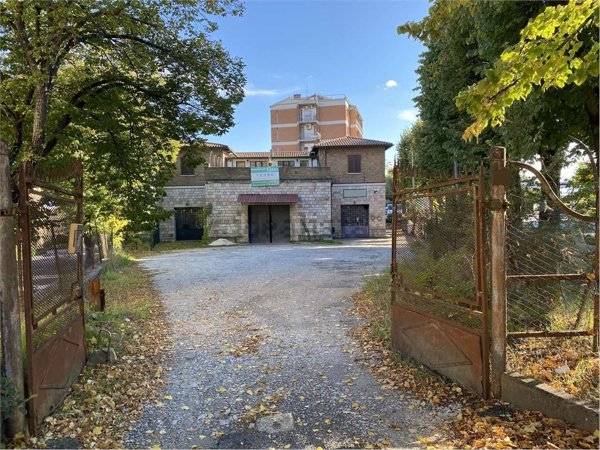 appartamento in vendita a Perugia in zona Filosofi