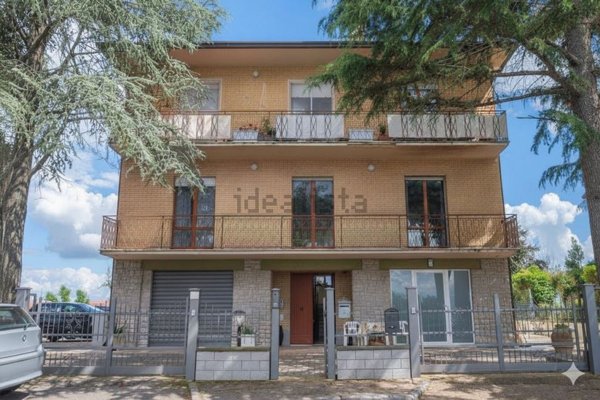 casa indipendente in vendita a Perugia