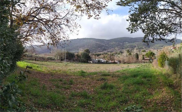 terreno agricolo in vendita a Perugia in zona Santa Lucia