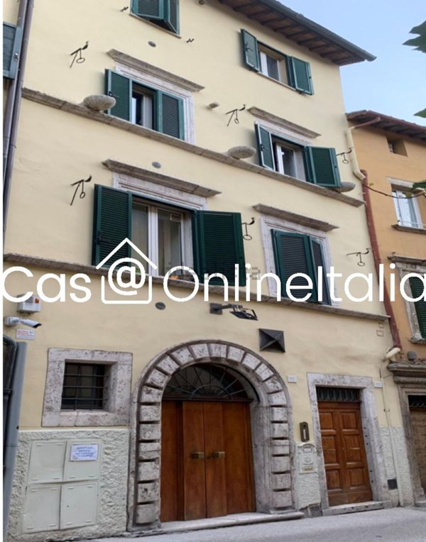 intera palazzina in vendita a Perugia in zona Centro Città