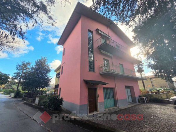 appartamento in vendita a Perugia in zona Colle Umberto I