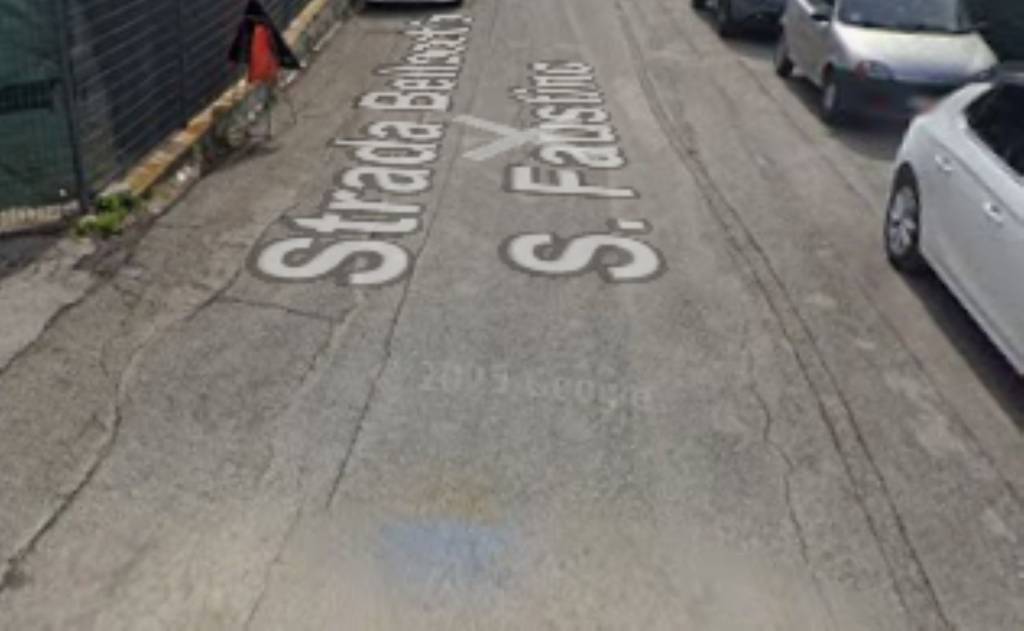 locale commerciale in vendita a Perugia in zona Madonna Alta