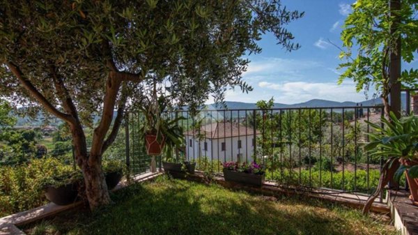 appartamento in vendita a Perugia in zona Fontignano