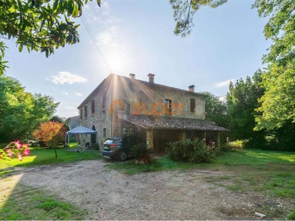casa indipendente in vendita a Perugia in zona Casa del Diavolo
