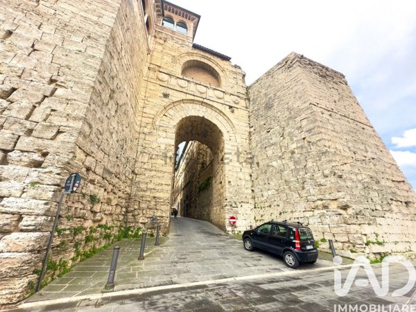 ufficio in vendita a Perugia in zona Centro Città