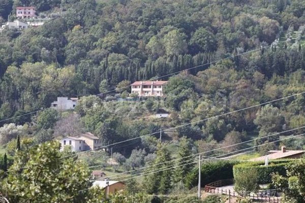terreno edificabile in vendita a Perugia in zona Montelaguardia