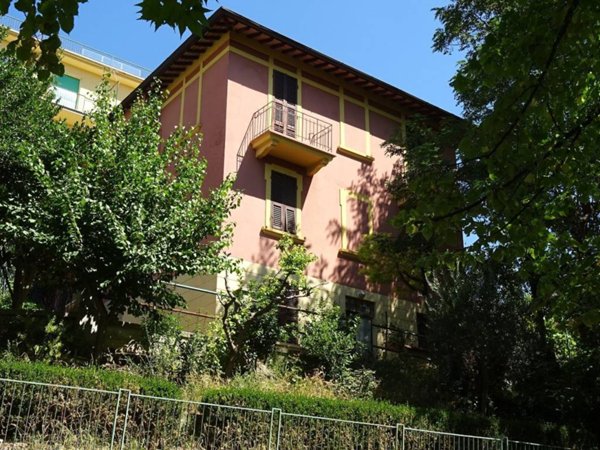 casa indipendente in vendita a Perugia in zona Elce