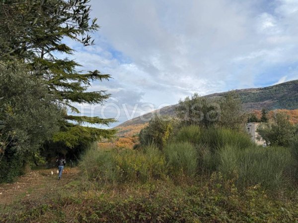 casa indipendente in vendita a Perugia in zona Colle Umberto I