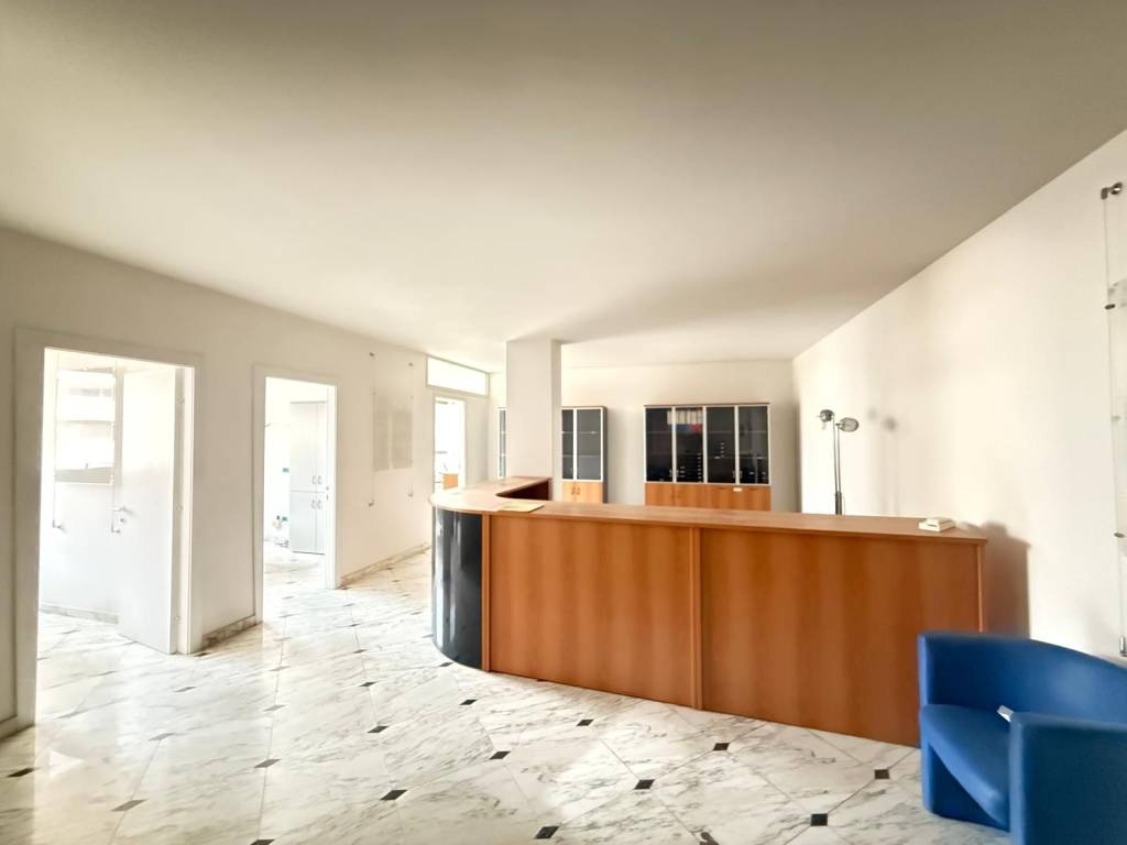 ufficio in vendita a Perugia in zona Stazione