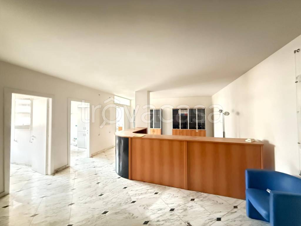 ufficio in vendita a Perugia in zona Stazione