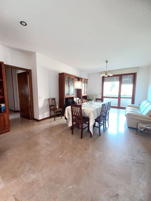 appartamento in vendita a Perugia in zona XX Settembre